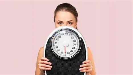 Cutting Through the Noise: 5 Social Media Weight Loss Myths That Need to Die 🧘‍♀️