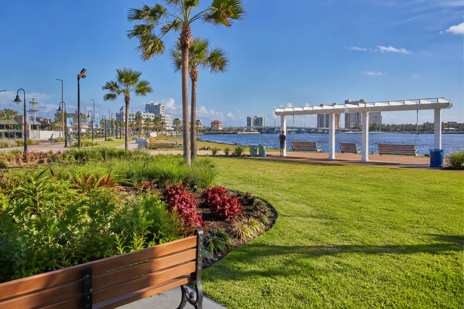 A Stroll Through Downtown: The Riverfront Esplanade Transforms Daytona’s Urban Core 🌿